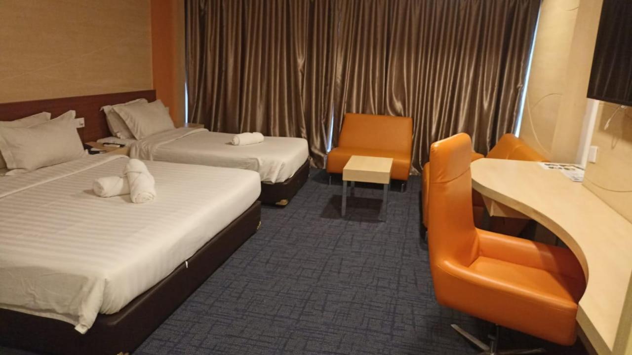 De Palma Hotel Shah Alam Dış mekan fotoğraf