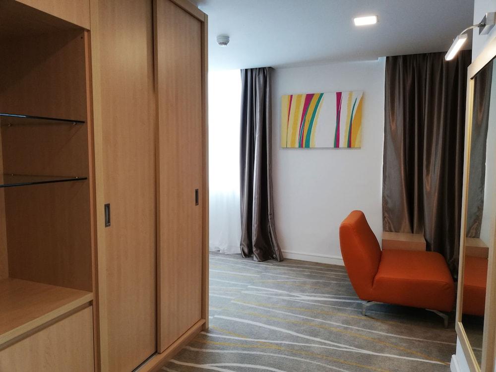 De Palma Hotel Shah Alam Dış mekan fotoğraf